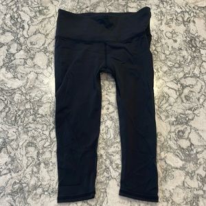 Lululemon cropped leggings for sale size 4